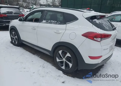 2018 Hyundai Tucson Value из США, поврежденный, VIN KM8J3CA24JU732957